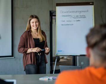 img-de-bewerbermanagement-faq