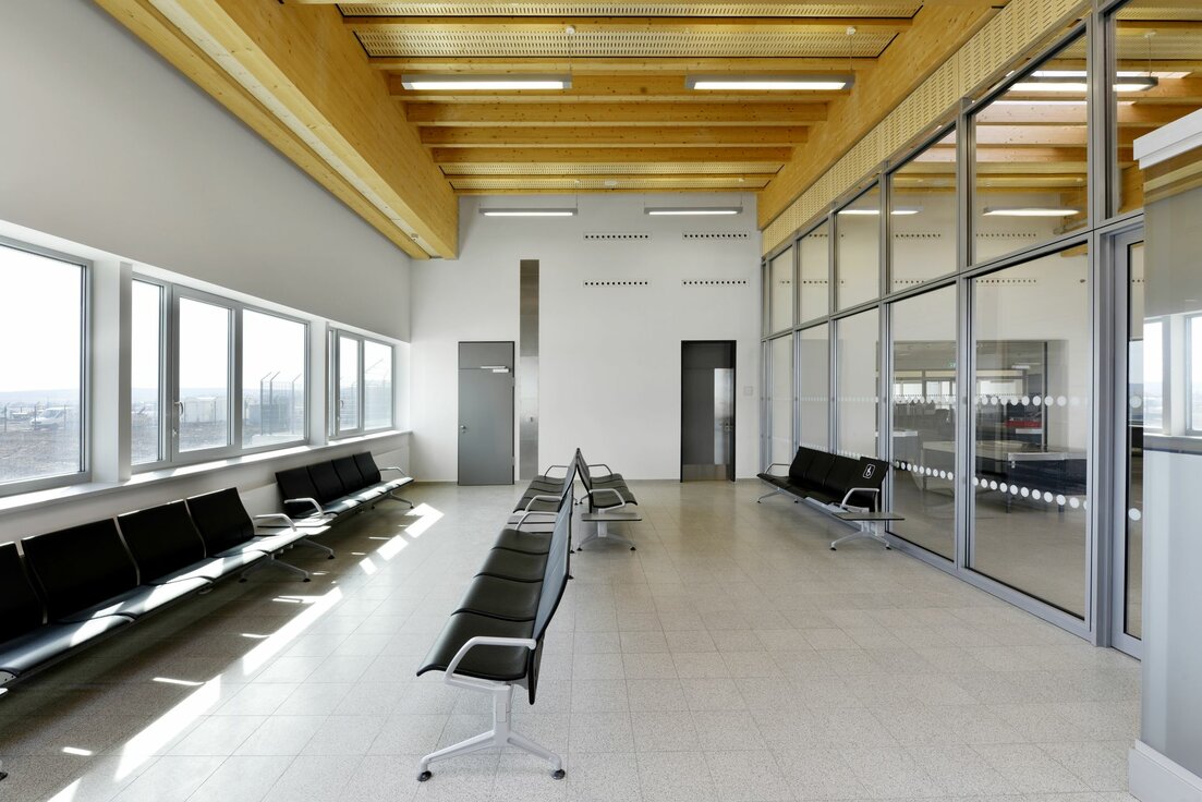 img_de_kassel_airport_15