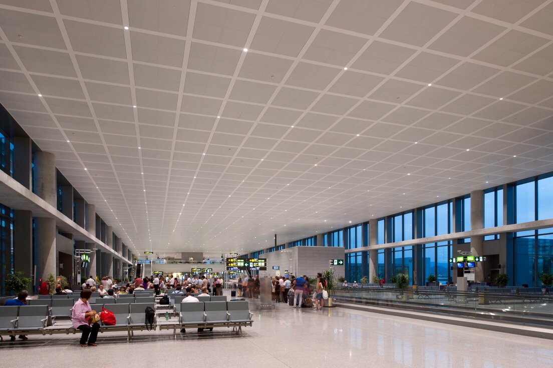 img_es_malaga_airport_90 img_es_malaga_airport_90