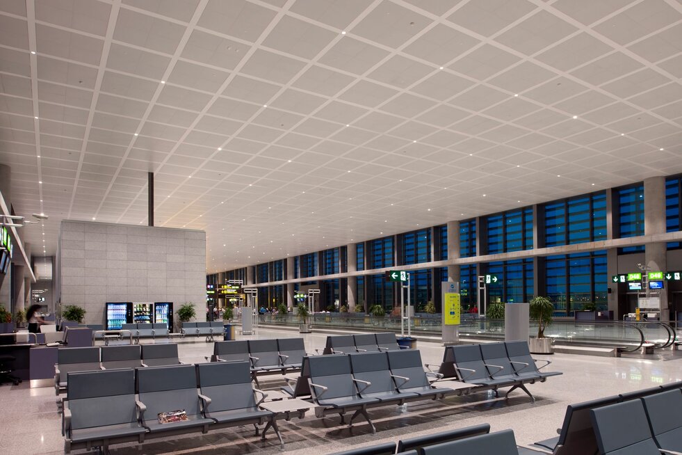 img_es_malaga_airport_96 img_es_malaga_airport_96