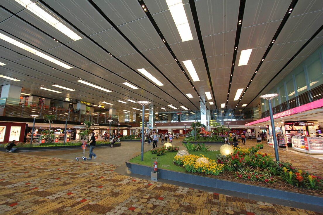 img_sq_changi_airport_2