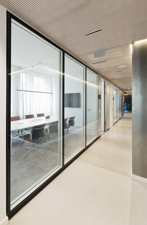 img_de_motel_one_city_sued_11