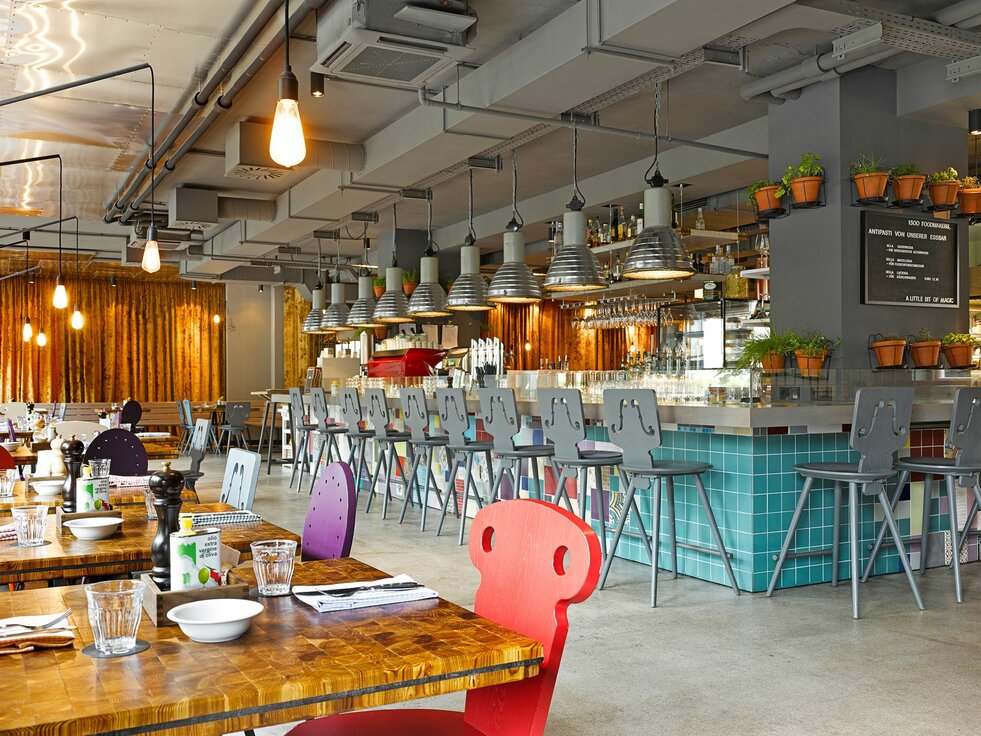 img_at_25_hours_hotel_1