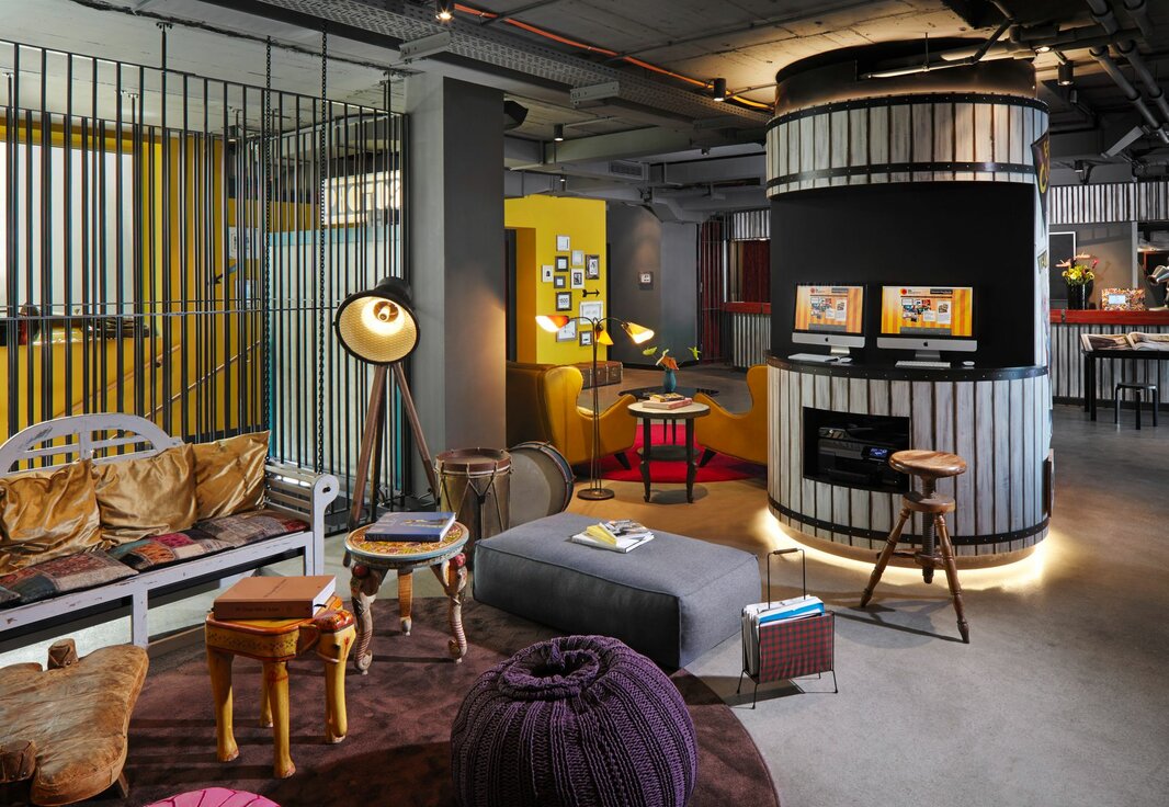 img_at_25_hours_hotel_8