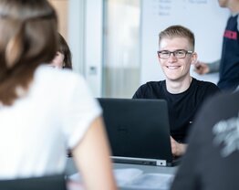 img_de_eb_besprechung_10