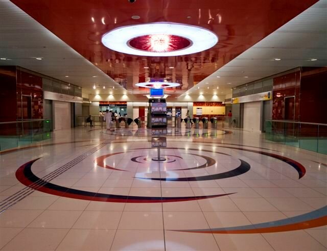 img_ae_dubai_metro_station_28