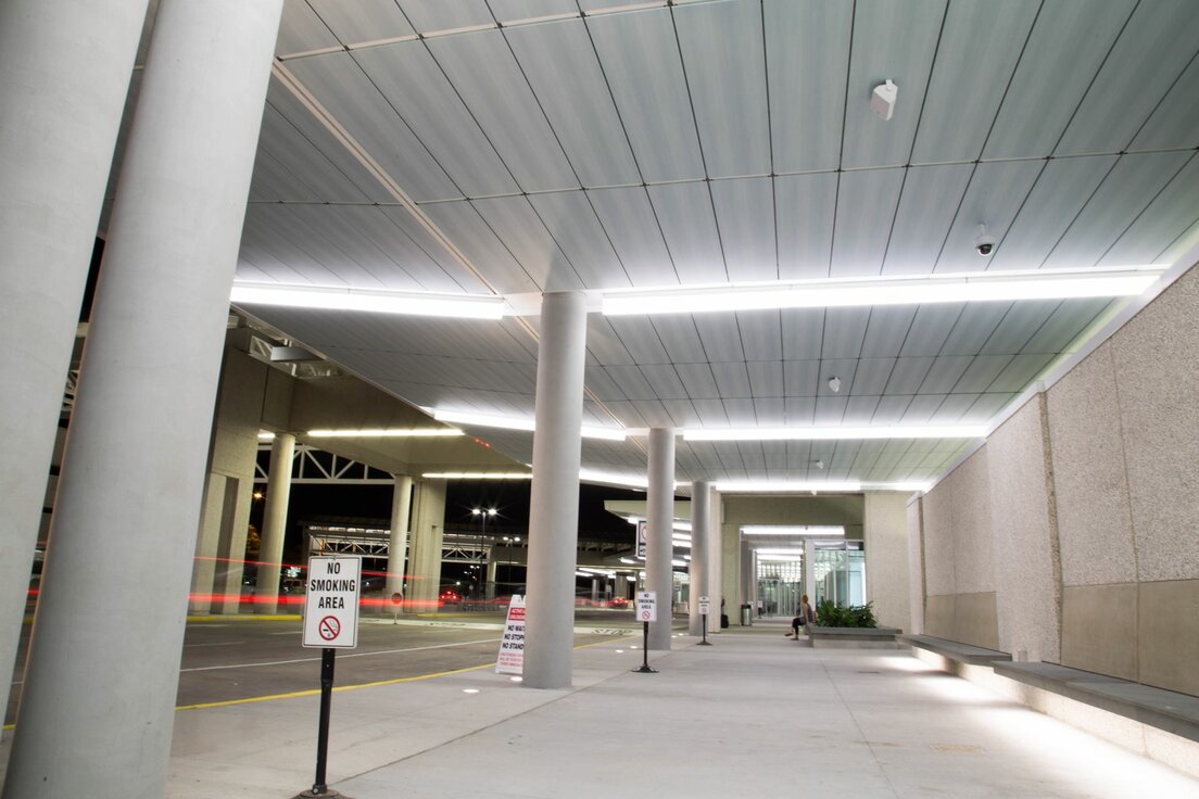 img-usa-charleston-international-airport-1 img-usa-charleston-international-airport-1