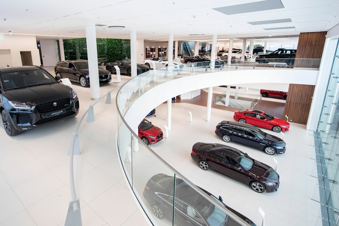 img_de_jlr_statement_12