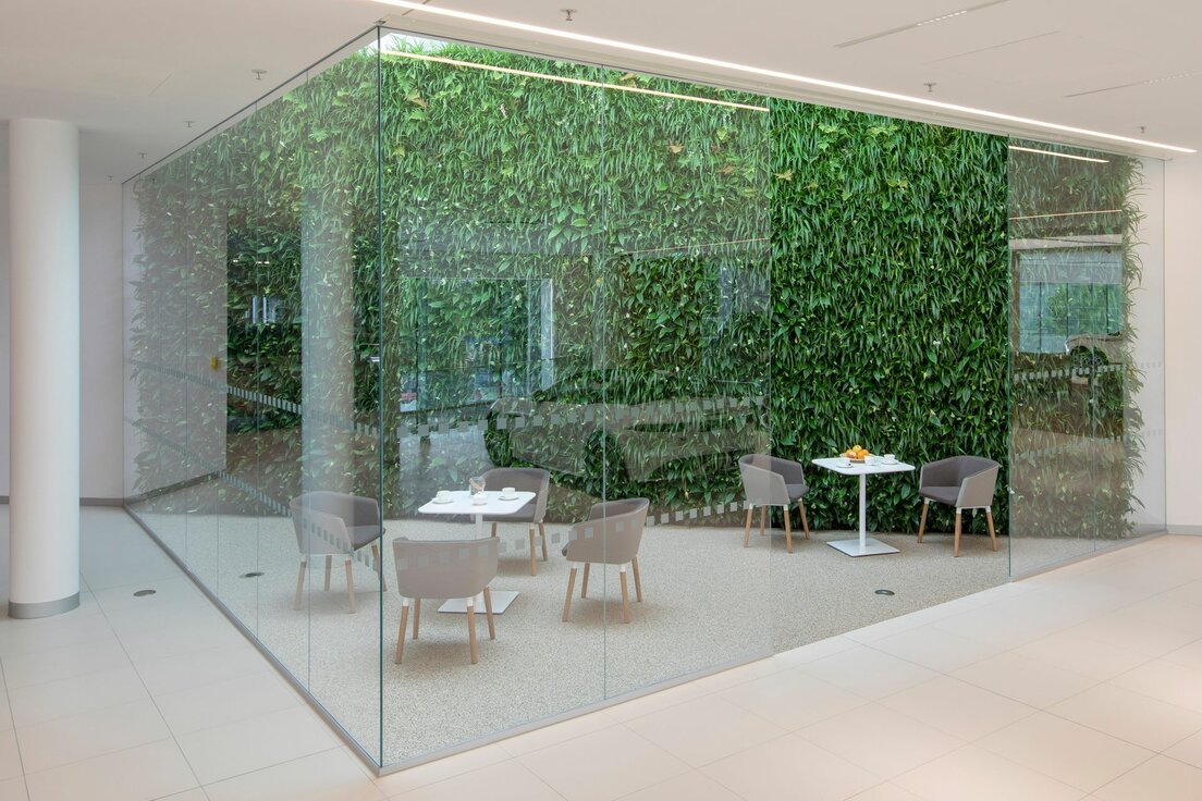 img_de_jlr_statement_15