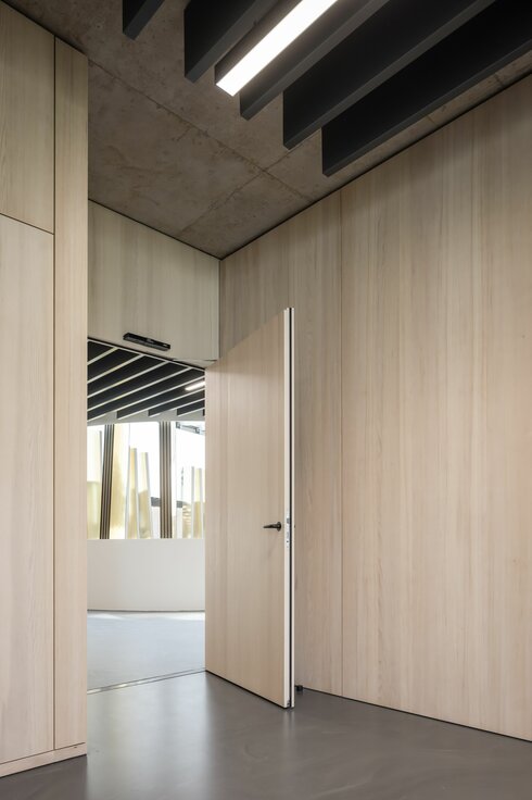 img_de_maria_ward_1_1