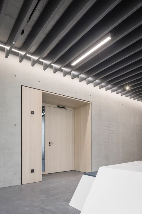 img_de_maria_ward_6_1