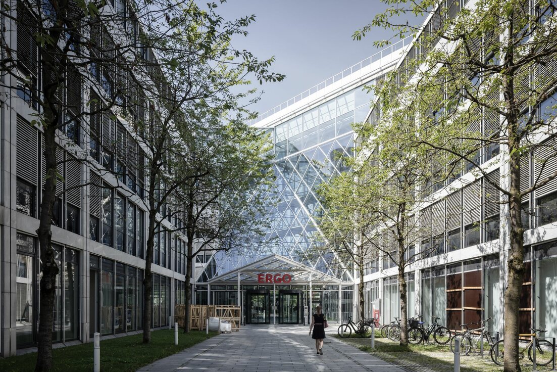 img-de-ergo-versicherungen-demontage-34