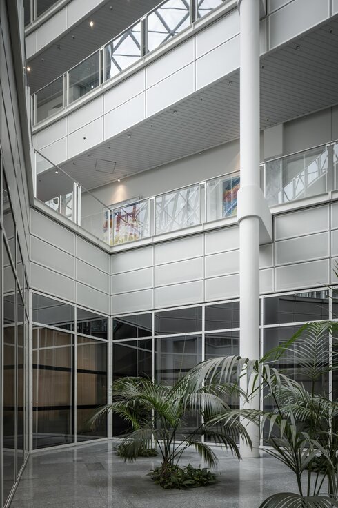 img-de-ergo-versicherungen-montage-25