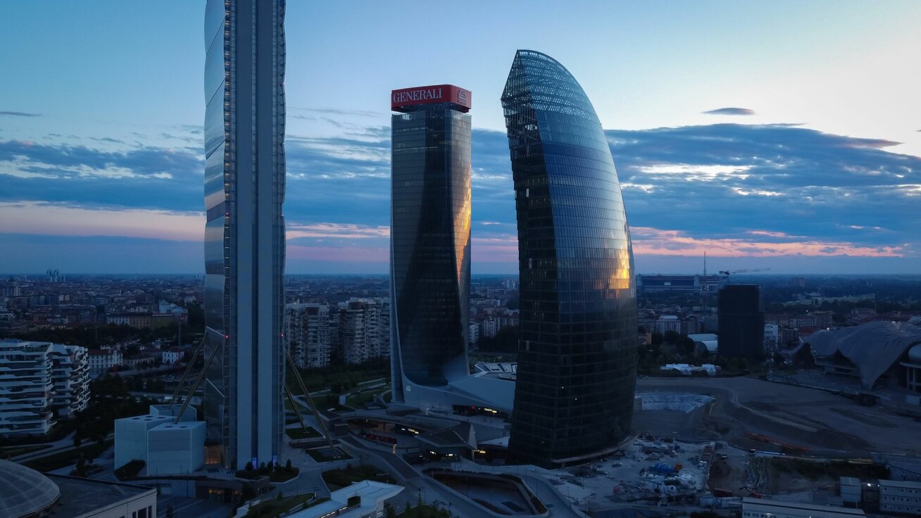 img-ita-torre-pwc-mailand-2