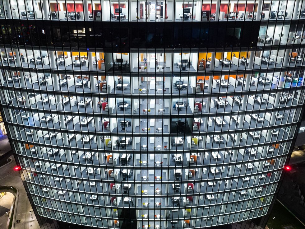 img-ita-torre-pwc-mailand-1