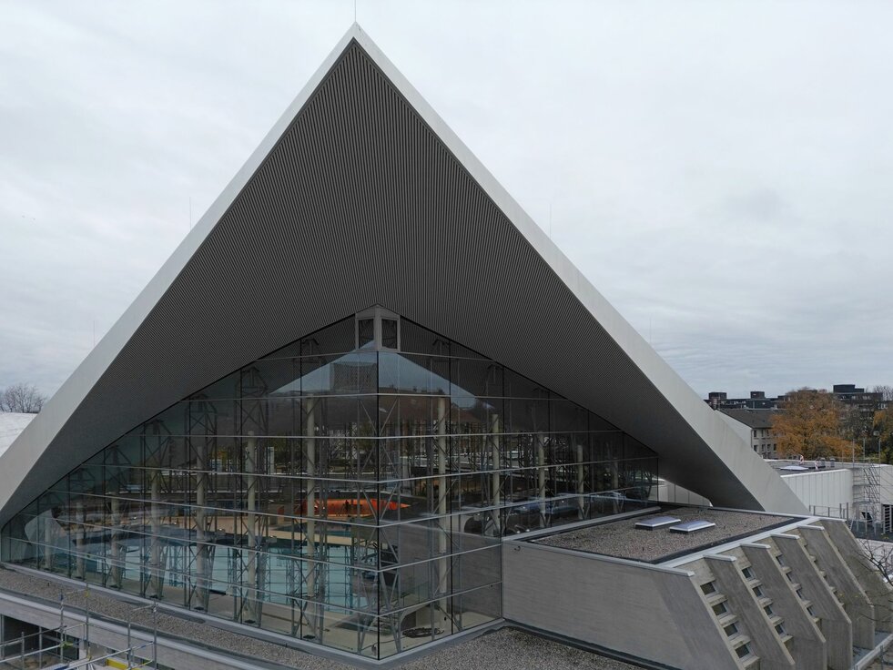 img-de-alsterschwimmhalle-hamburg-8