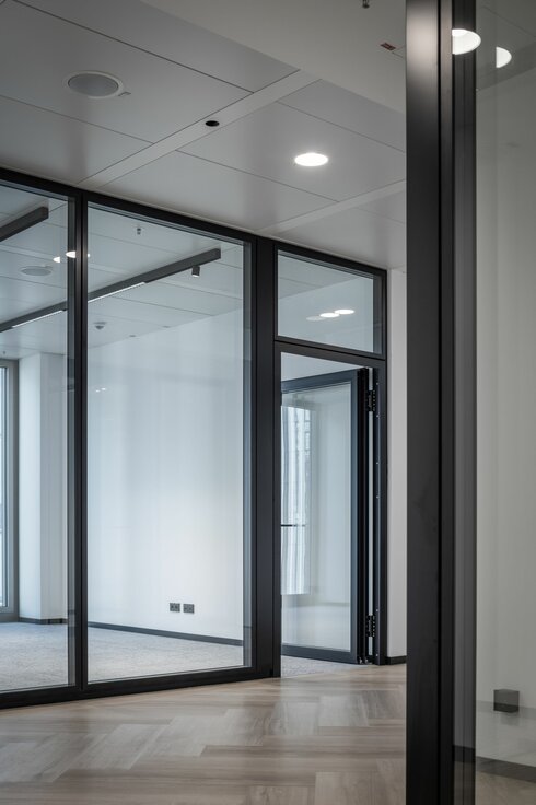 img-de-marienturm-etage-16-frankfurt-05