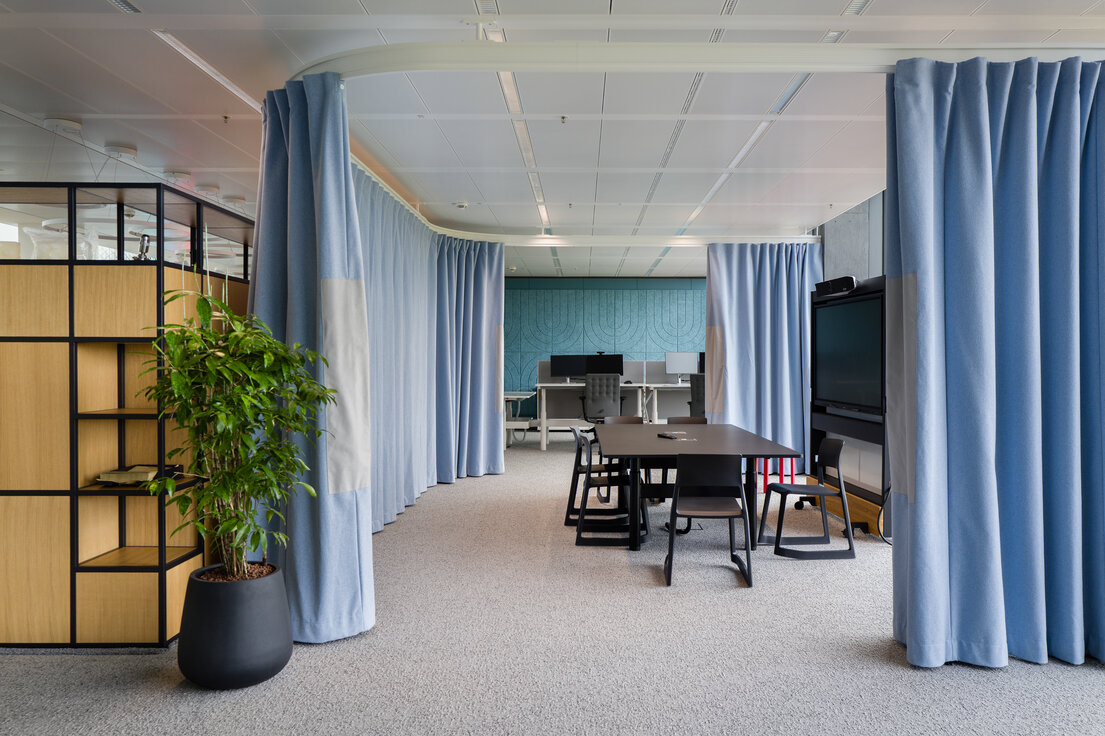 © © Bernhard Kahrmann 