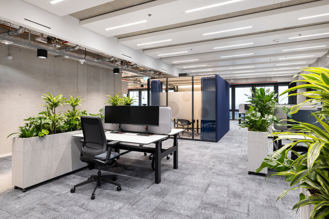 © © Nikolay Kasakov 