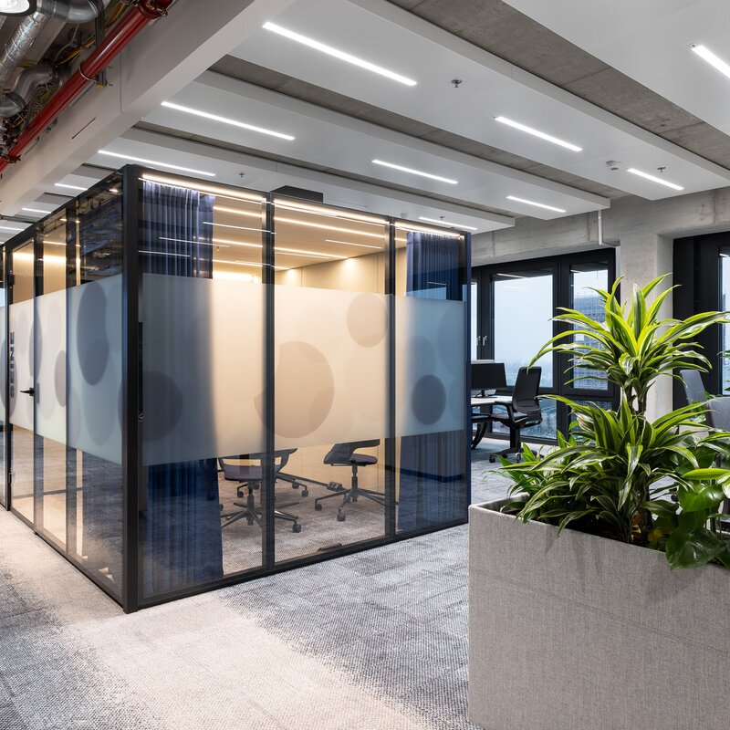 © © Nikolay Kasakov 