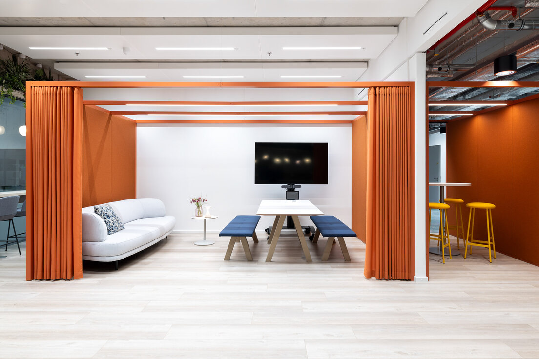 © © Nikolay Kasakov 