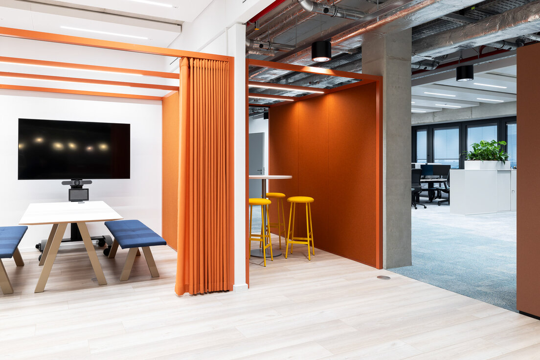 © © Nikolay Kasakov 